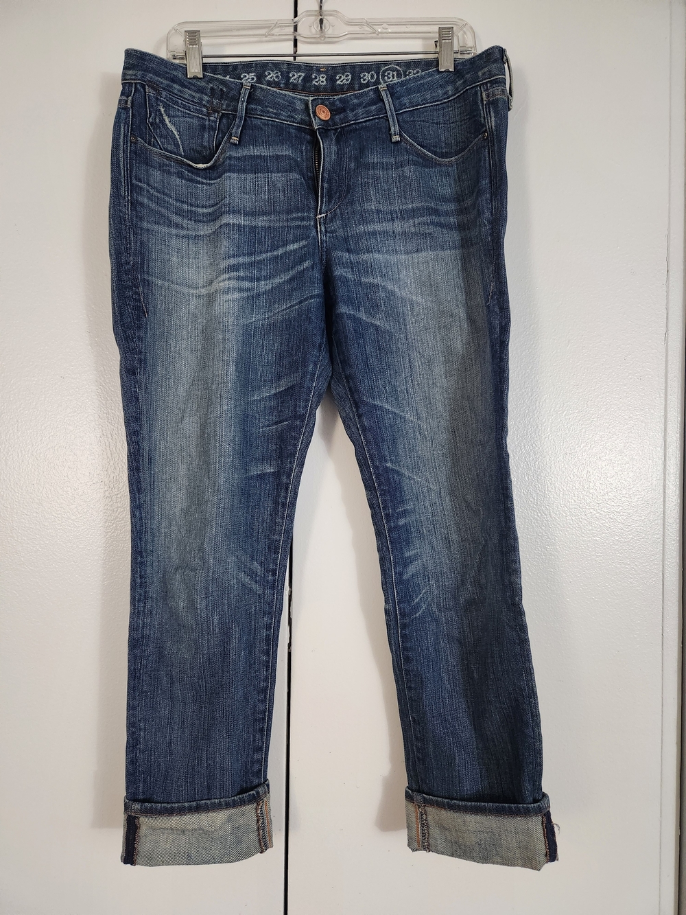Earnest Sewn Blue Washed Cropped Jeans
